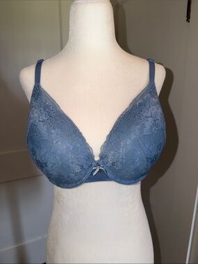 Victorias Secret Body by Victoria Perfect Shape Periwinkle Lace Bra Size 34DD